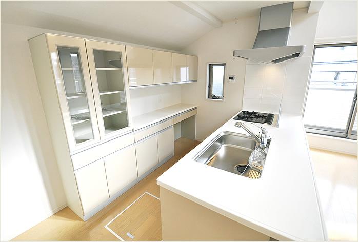 Same specifications photo (kitchen)