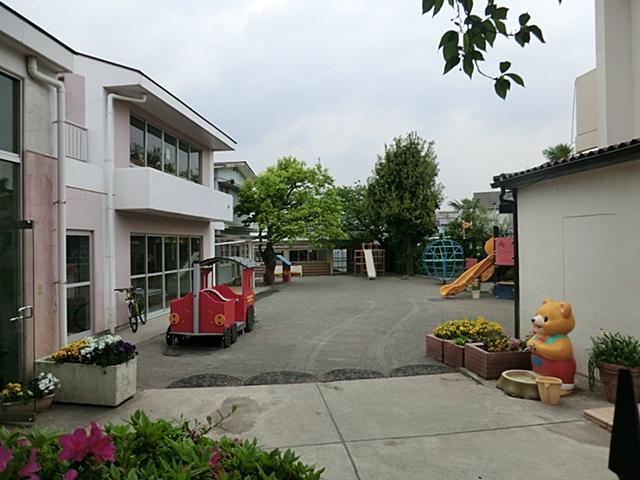 kindergarten ・ Nursery. 1300m to Zhongshan kindergarten