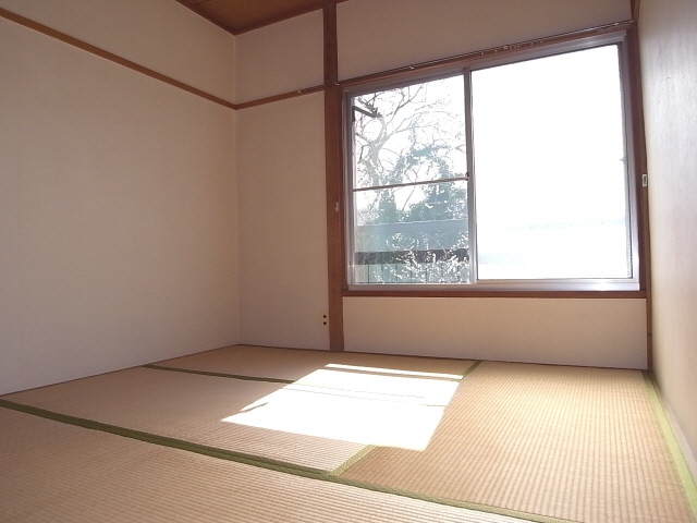 Living and room. Japanese-style room 4.5 Pledge