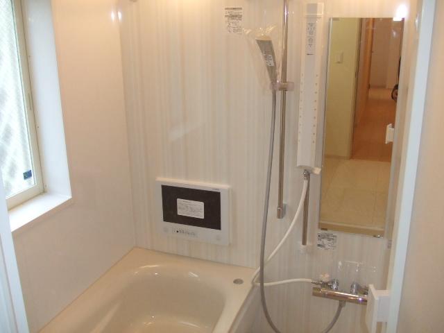 Bathroom. Building 2 bathroom