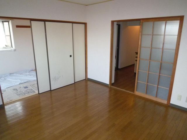 Living and room