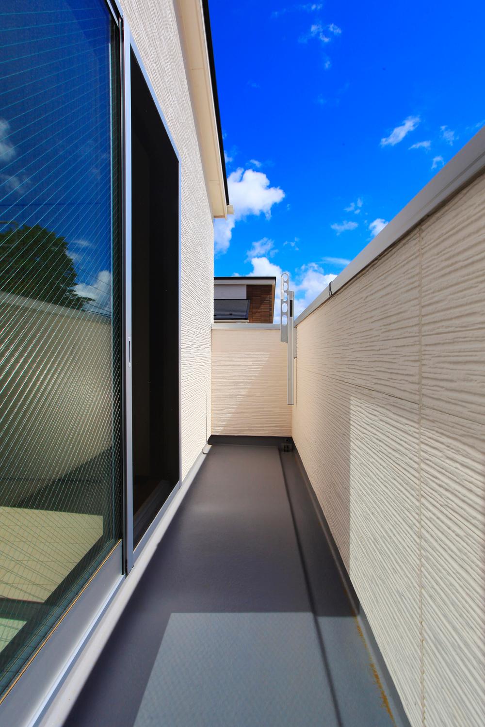 Balcony. Balcony considering the raw activity line.