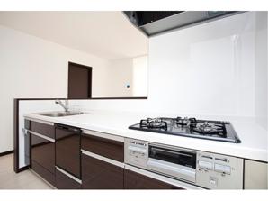 Kitchen (same specifications)