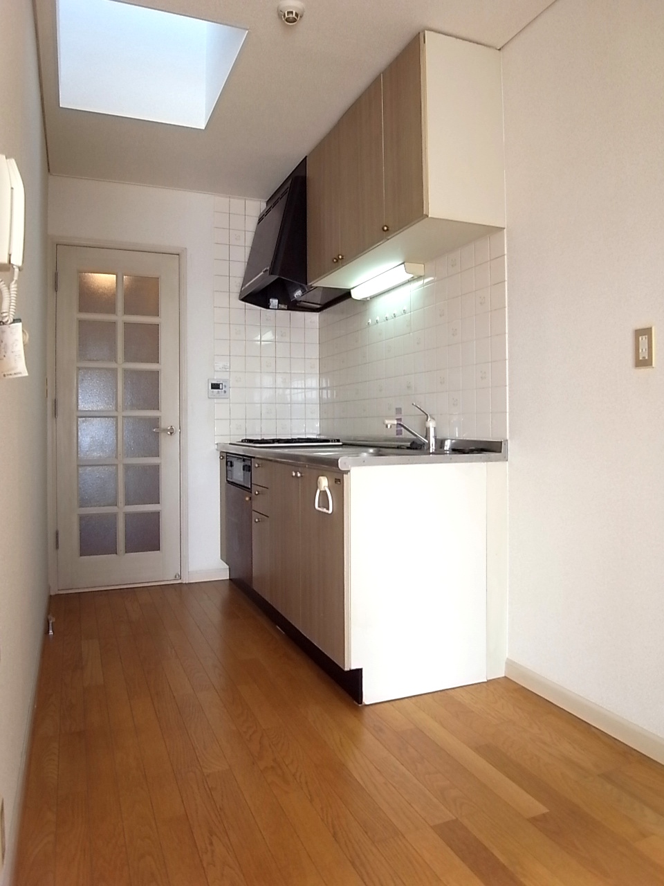 Kitchen. System kitchen There are skylights in the ceiling