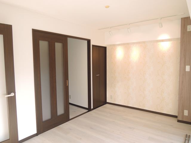 Living and room