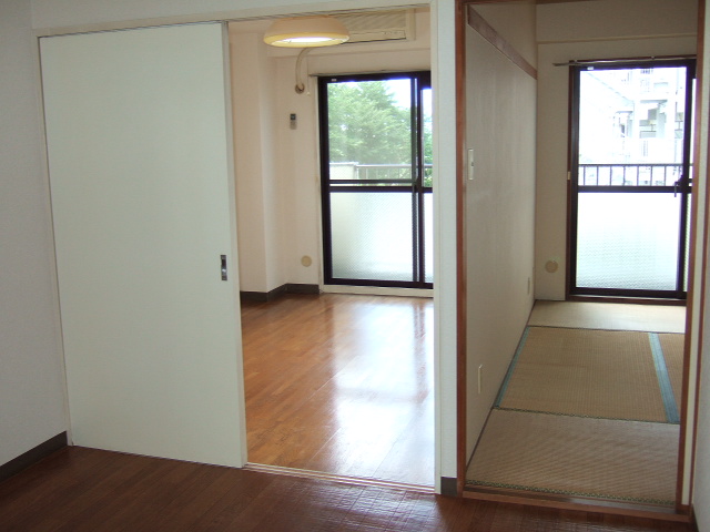 Living and room