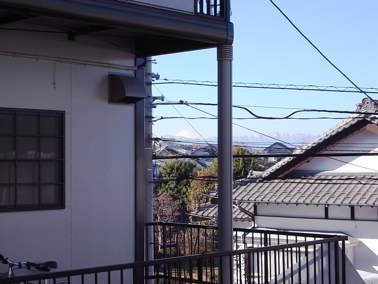 View. Overlook Mount Fuji in front