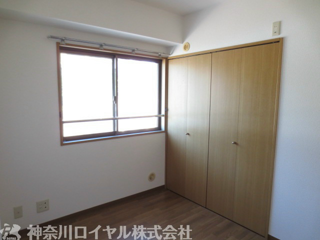 Other room space. Western-style (entrance side)