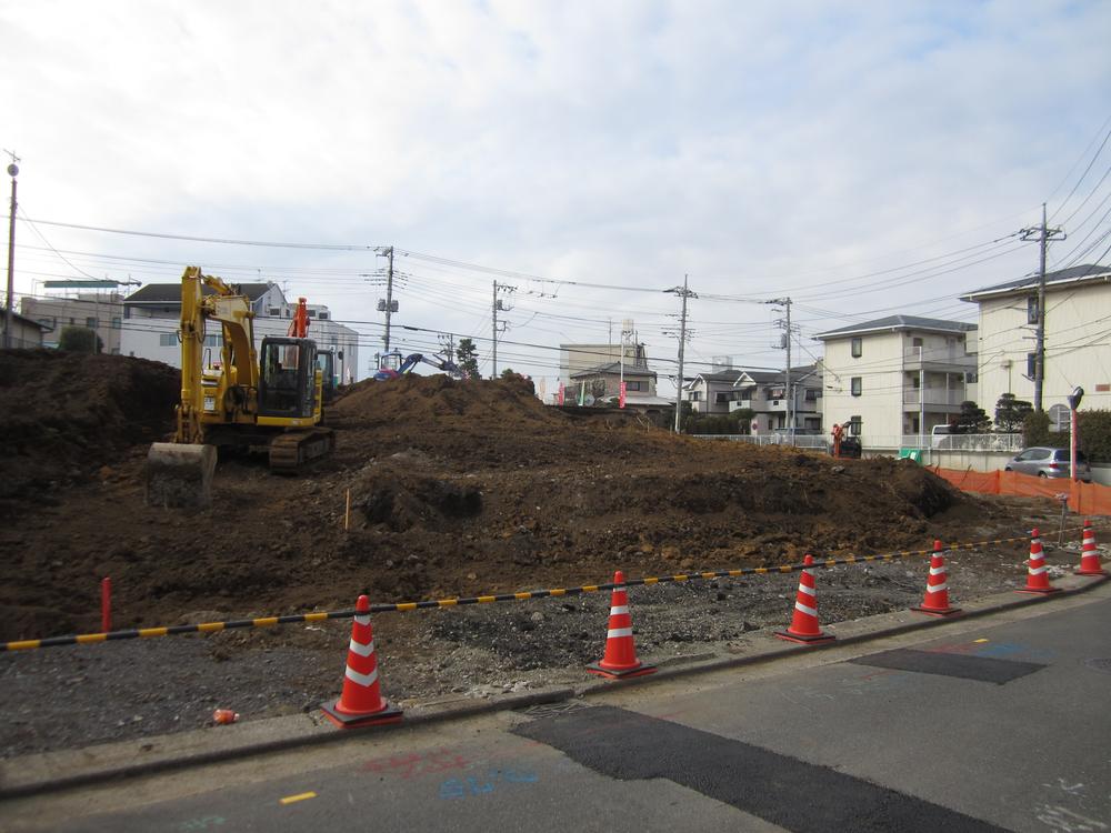 Local land photo. Local (January 2014) Shooting Construction work has been steadily progress.