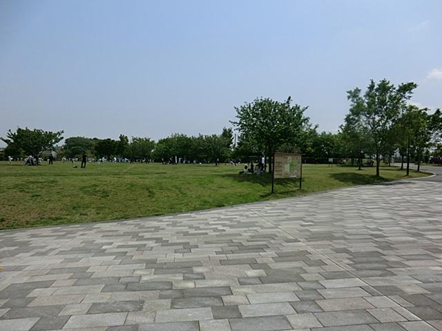 park. 500m to Nagasaka valley park