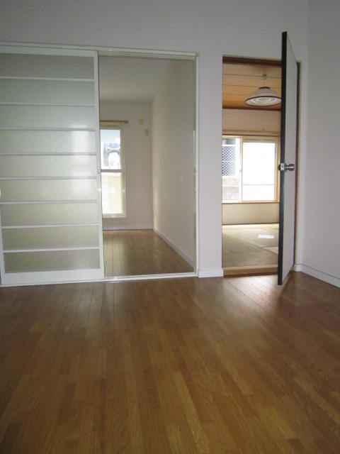 Living and room
