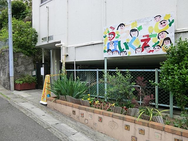 kindergarten ・ Nursery. Day care is also safe in the vicinity 710m nursery until Uchikoshi nursery