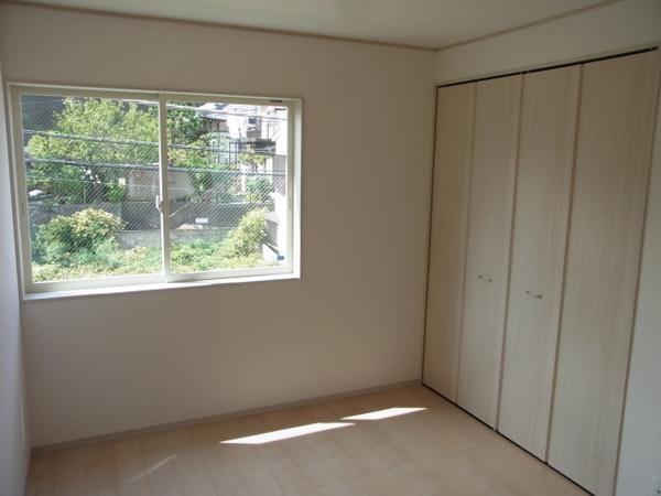 Non-living room. 2 Kaiyoshitsu 5.25 Pledge
