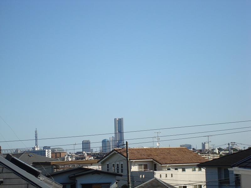 View photos from the dwelling unit. View from the site (October 2013) Shooting