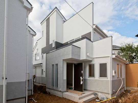 Local appearance photo. Building exterior shooting