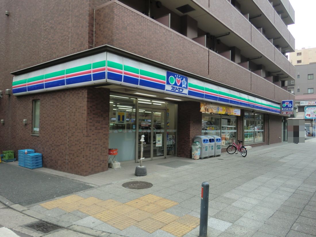Convenience store. Three F Yongle cho-chome store up (convenience store) 170m