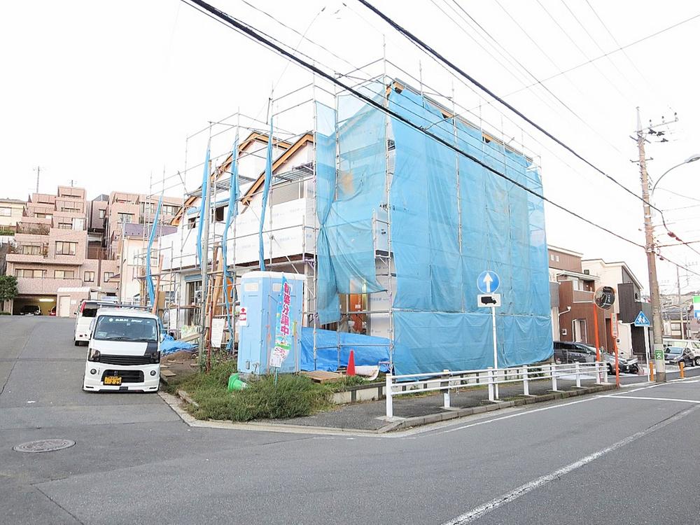 Local appearance photo. Security aspects also friendly with plenty of sunshine in a bright house with friendly dishwasher is also in the hands of mom TV monitor interphone, It is safe. Local (11 May 2013) Shooting