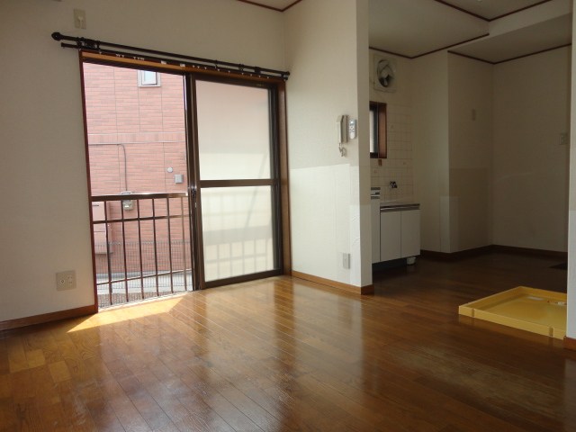 Living and room
