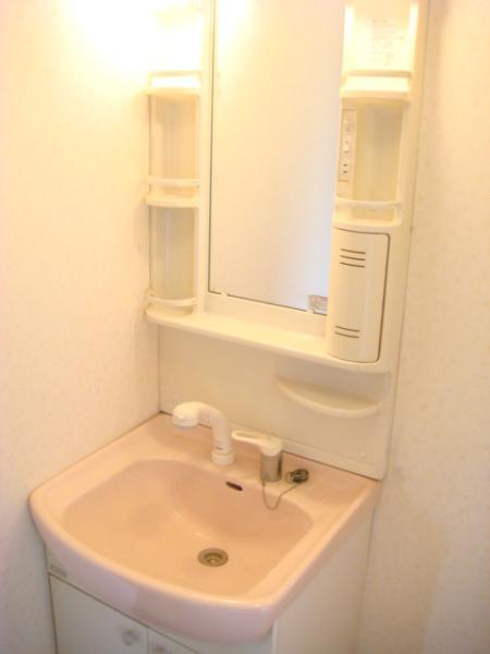 Wash basin, toilet