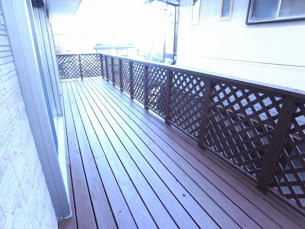 Other. Spacious wood deck would be nice ~ (October 2013) Shooting