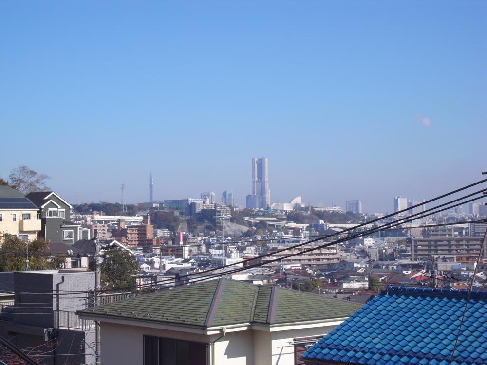 View photos from the dwelling unit. View from the site (December 2013) Shooting