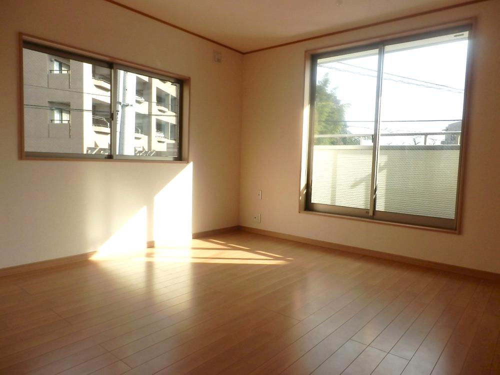 Non-living room. The company specification example photo