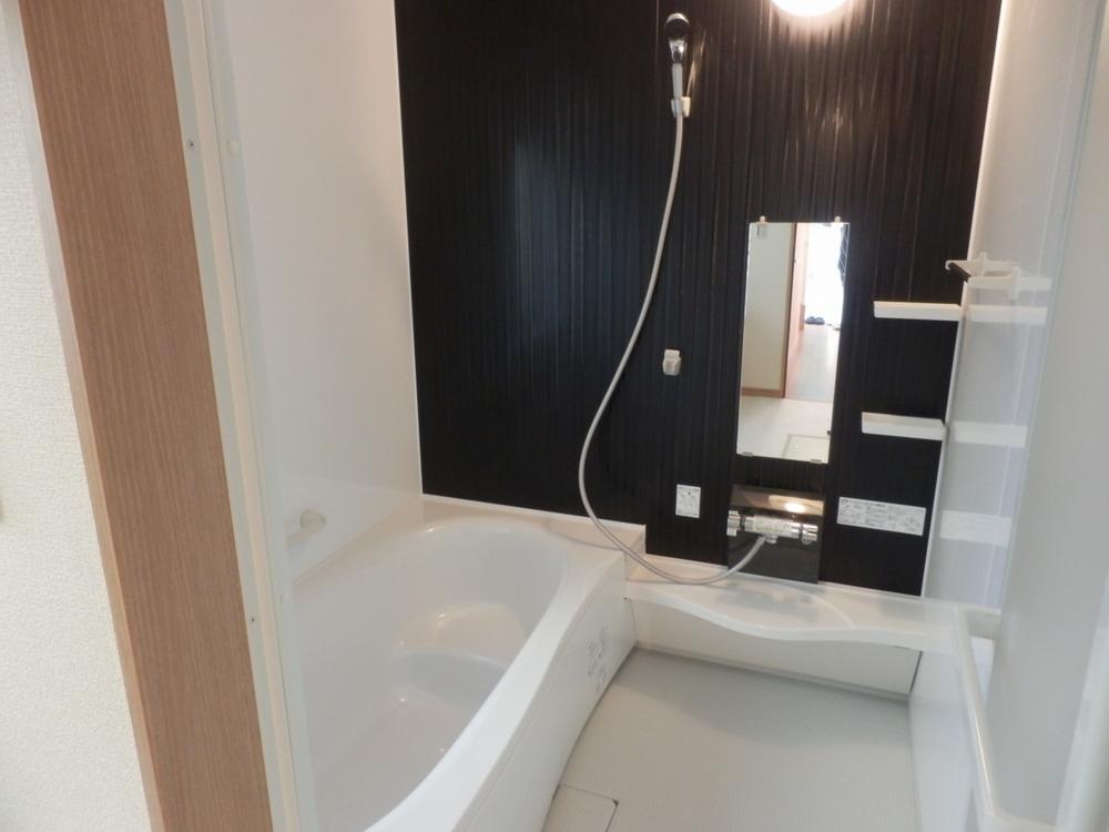 Bathroom. Bathroom photo  Shooting date 2013 / 12 / 23