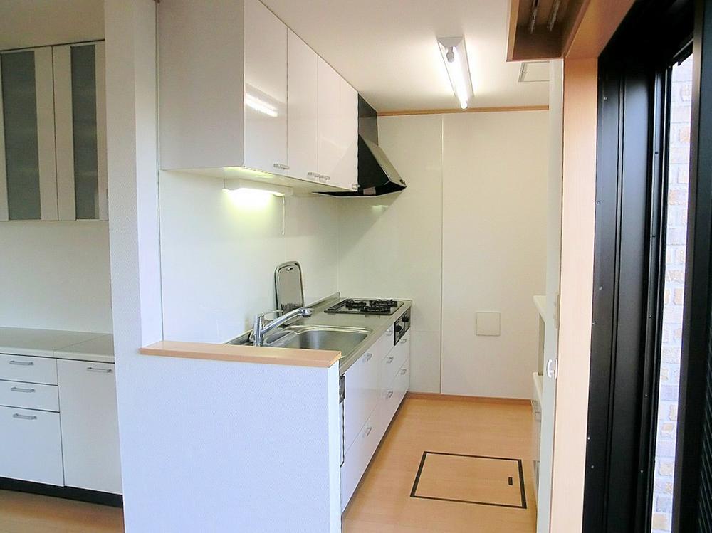 Kitchen. It's peace of mind is a safety device with digestion with automatic and go up to a certain temperature! (April 2013) Shooting