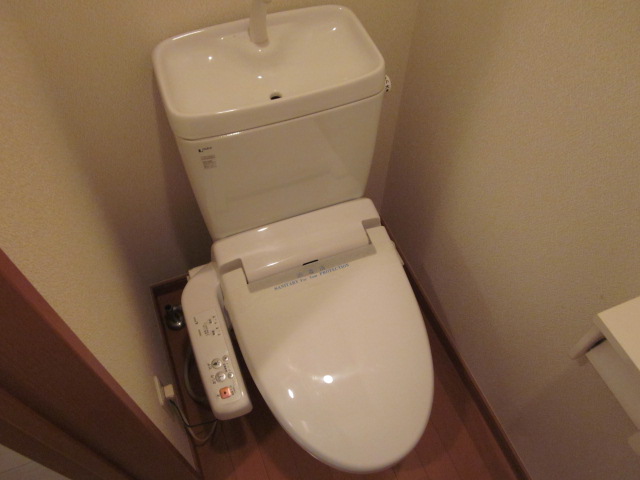 Toilet