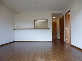 Living and room. Spacious 14 Pledge of LDK is glad counter kitchen