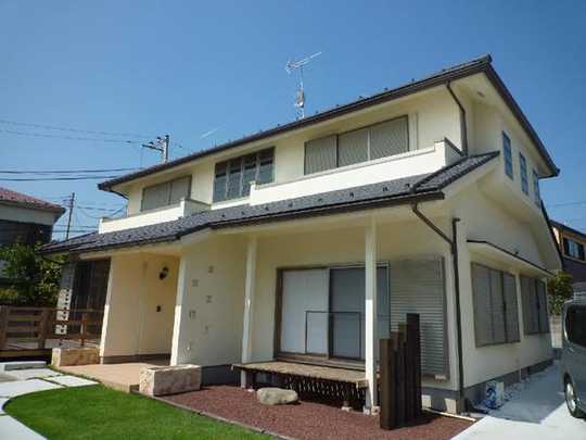 Local appearance photo. ~ Building appearance ~