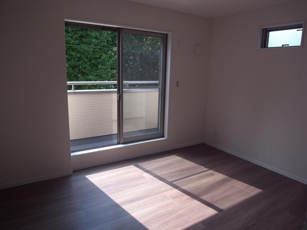 Non-living room. Indoor (September 2013) Shooting