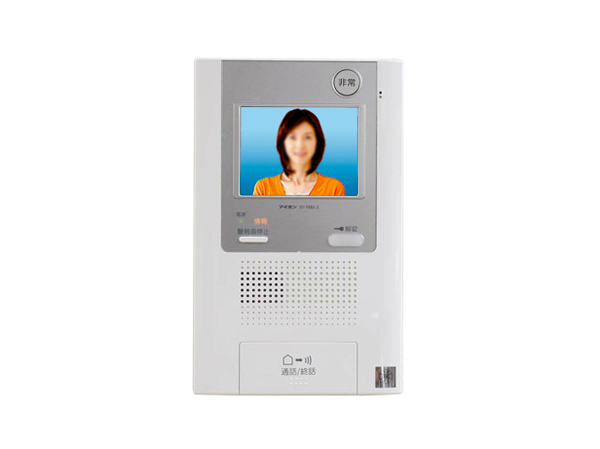 Security.  [Intercom with color monitor] The visitors who visited the entrance, Confirmed by voice and image while in the room. Furthermore, This is a system of peace of mind that can be confirmed by voice even before dwelling unit entrance. (Same specifications)