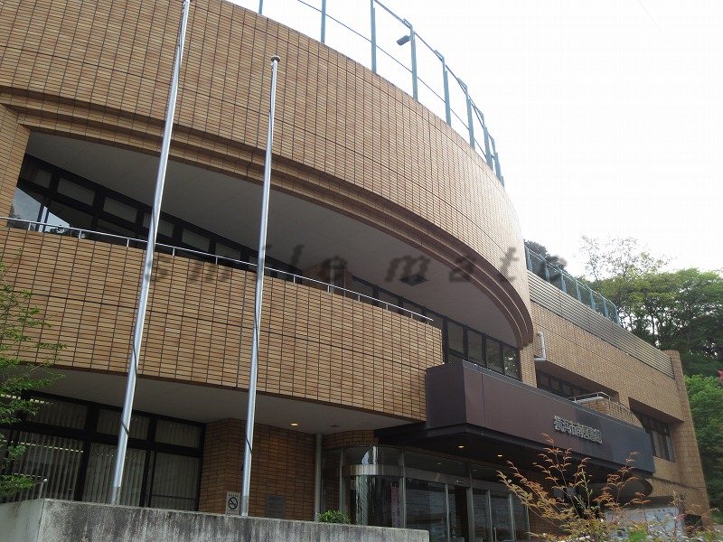 library. 266m to Yokohama Minami Library (Library)