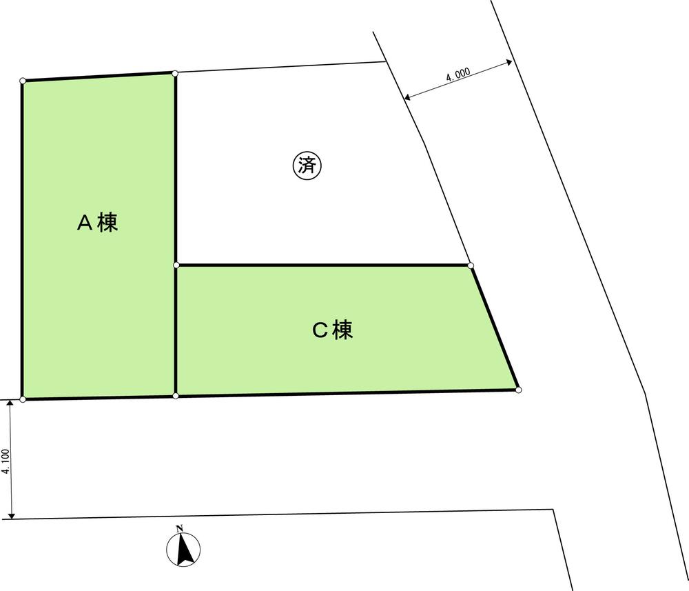 The entire compartment Figure. Three buildings site, The rest two buildings.