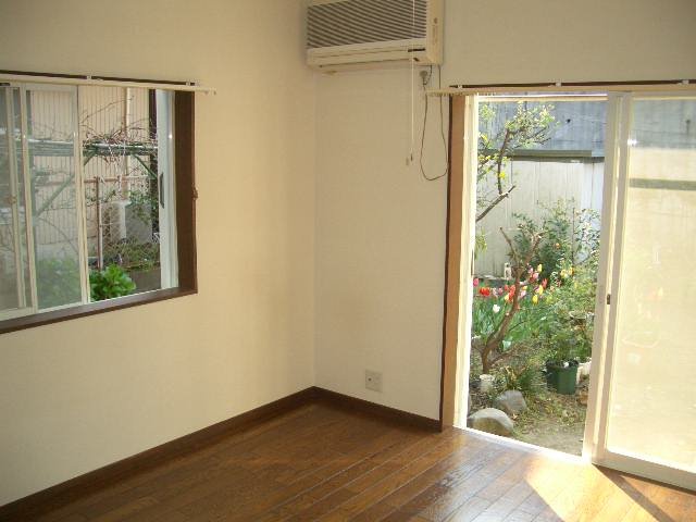 Living and room