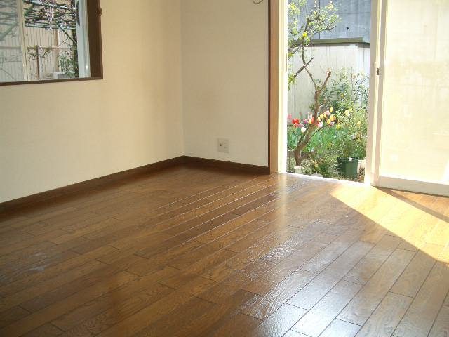 Living and room