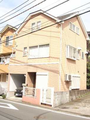 Local appearance photo. The building has been beautifully use.