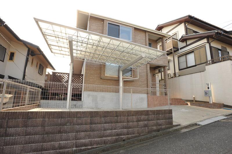 Local appearance photo. Carport is also available breadth of spacious. (December 2013) Shooting