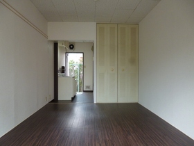 Living and room