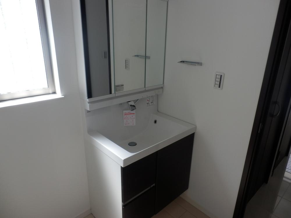 Same specifications photos (Other introspection). The company specification example  Washroom photo