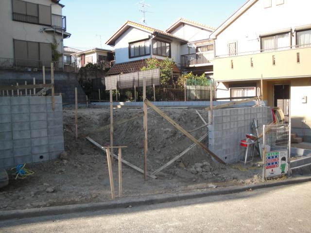 Local appearance photo. Local (11 May 2013) Shooting