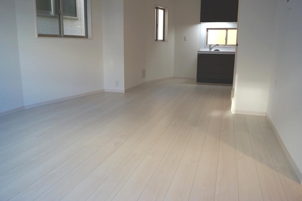 Living. Indoor (12 May 2013) Shooting