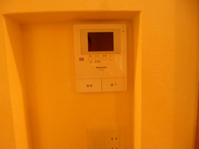 Other. Intercom with TV monitor
