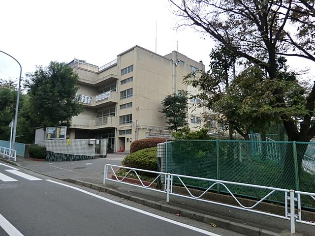 Junior high school. 1500m to Yokohama Municipal Rokukkawa Junior High School