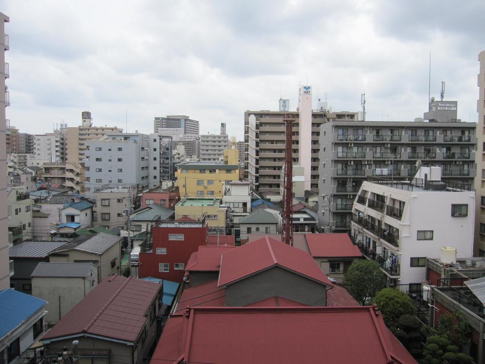 View photos from the dwelling unit. There is no building to block the view to the front from the balcony, Good view.