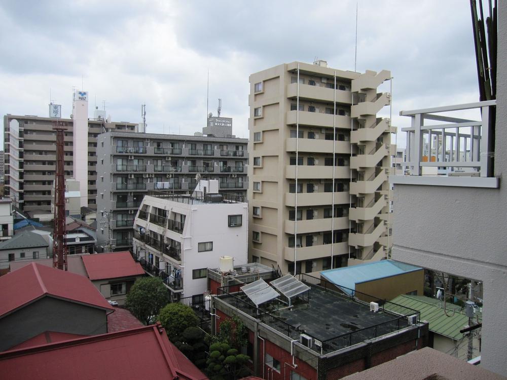 View photos from the dwelling unit. View from the balcony. According to your convenience we will guide the local. Please feel free to contact us.