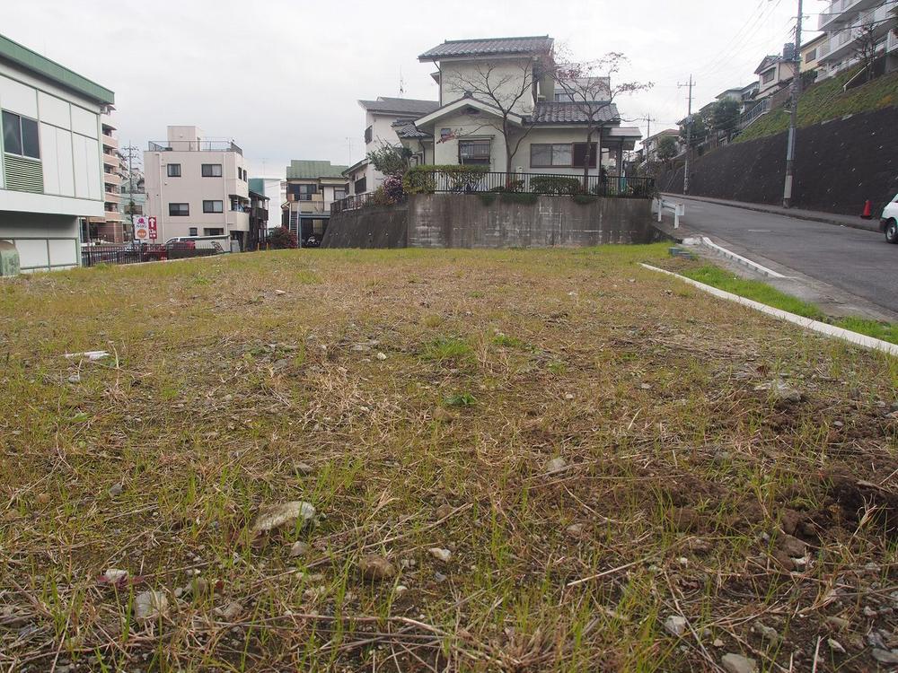 Local appearance photo. Local (12 May 2013) Shooting