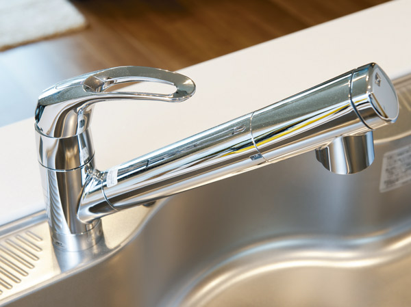 Kitchen.  [Water purifier integrated shower faucet] The cartridge is housed in the body, Create a daily basis delicious water. It adopted a drawer hose type of faucet.