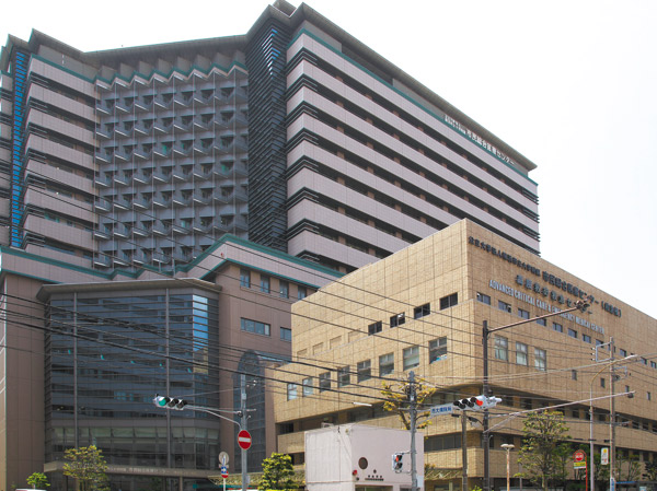 Surrounding environment. Public University Corporation Yokohama City University Medical Center (about 390m ・ A 5-minute walk)